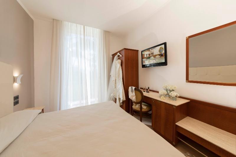 Grand Hotel Telese מראה חיצוני תמונה